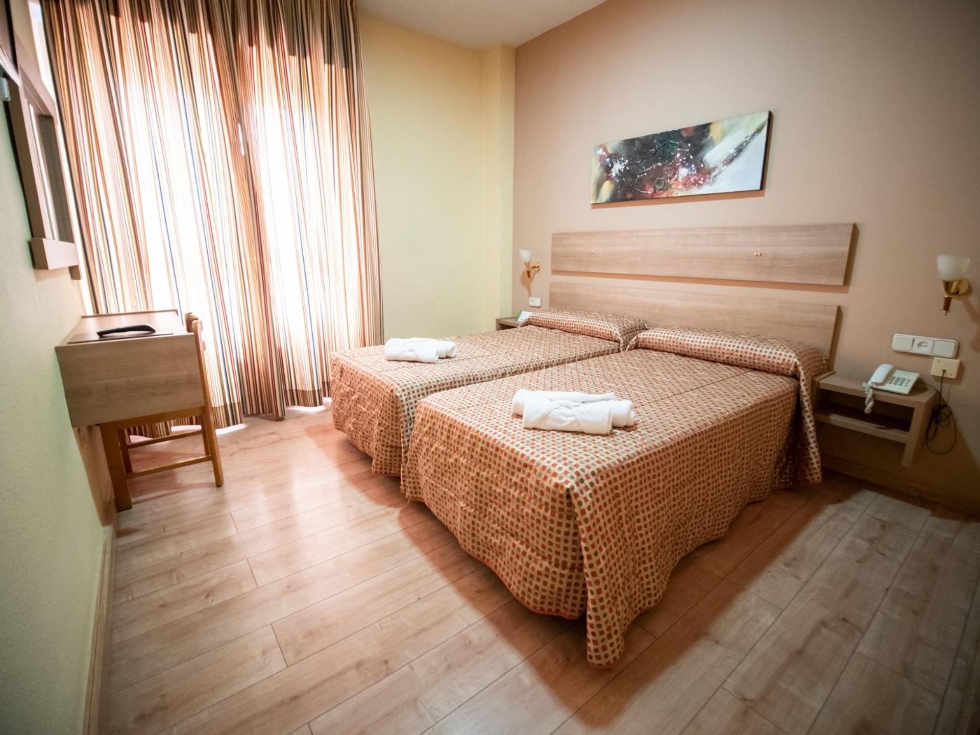 Hotel Castilla Albacete Exterior photo