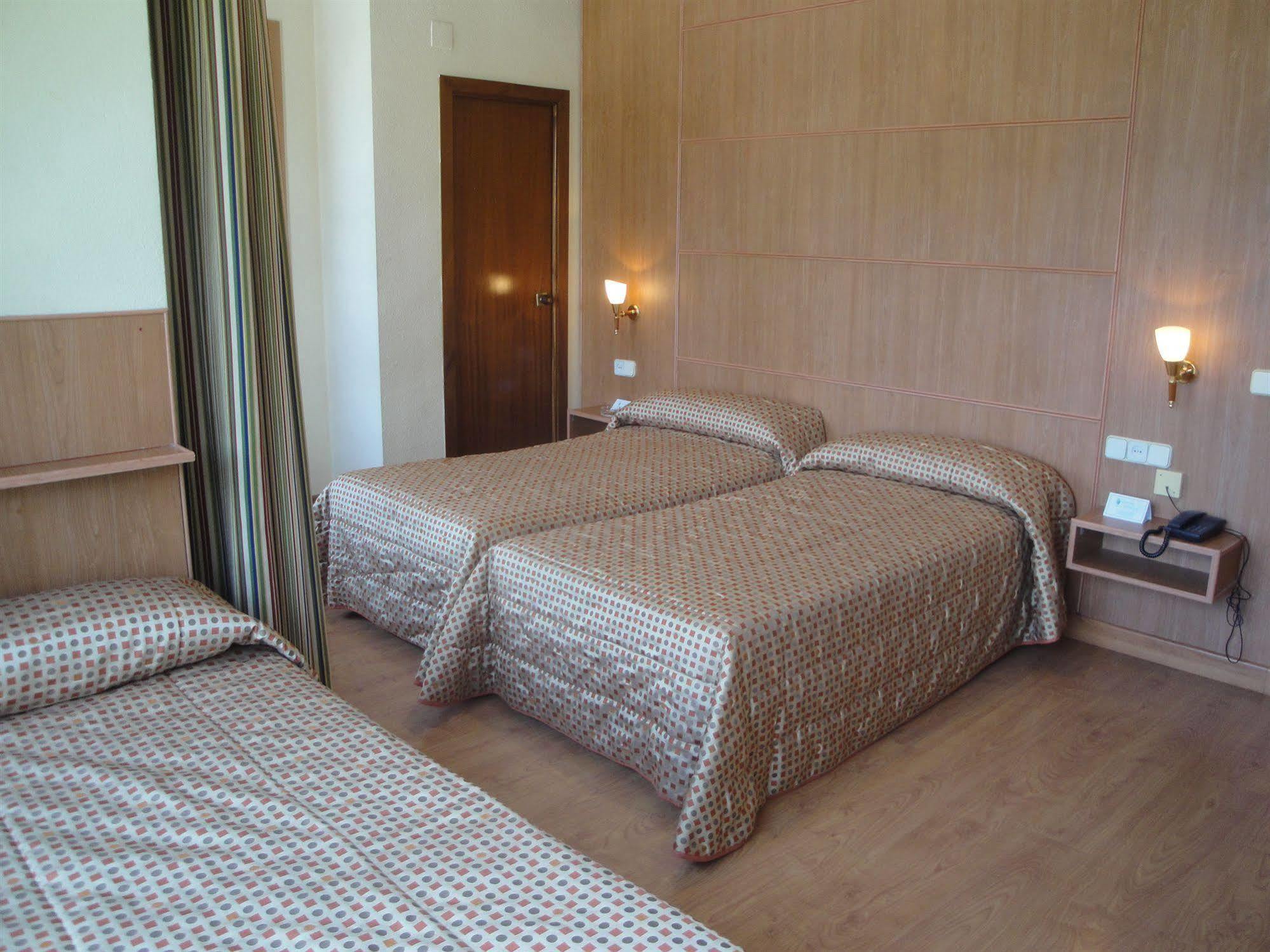 Hotel Castilla Albacete Exterior photo